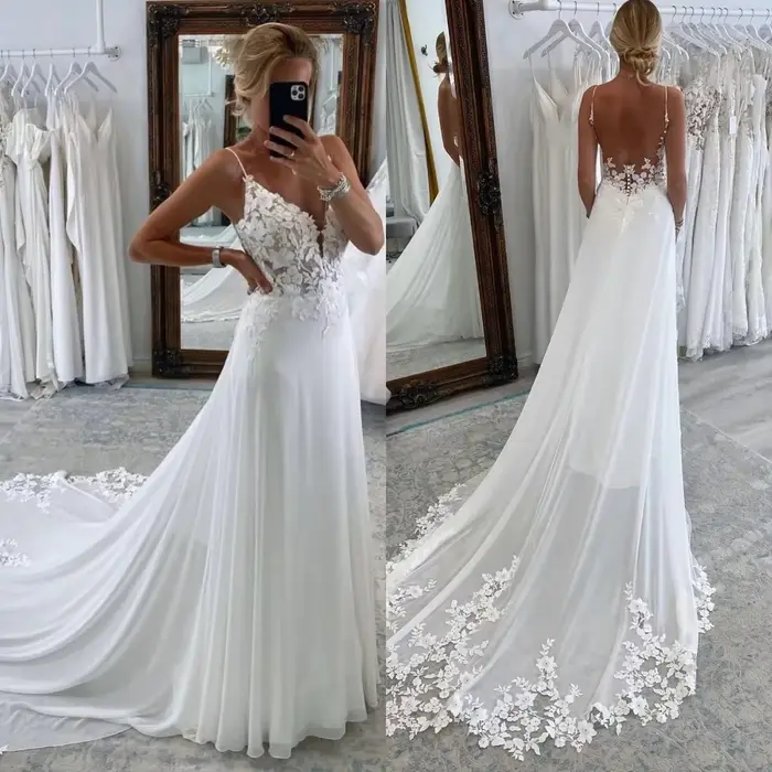 Boho dentelle une ligne robes de mariée pour les femmes bretelles Spaghetti Sexy dos nu bouton Appli