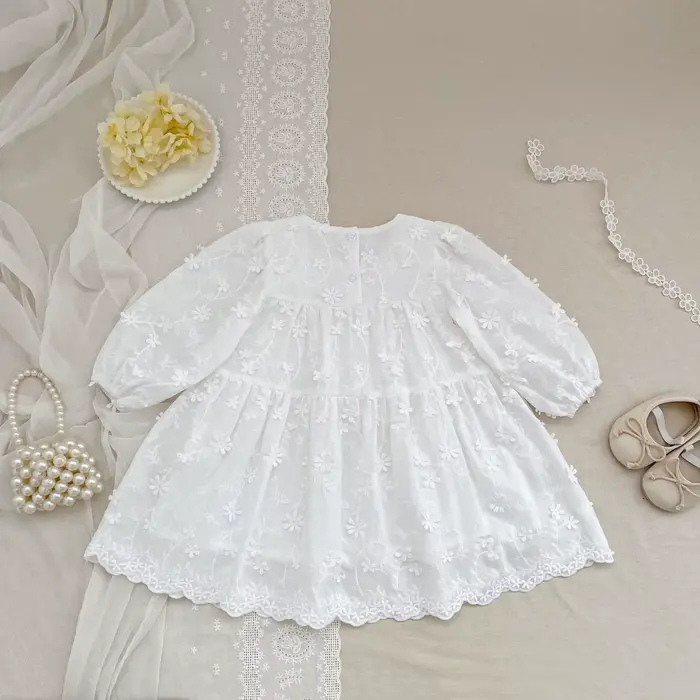 Robe de princesse en dentelle blanche pour filles