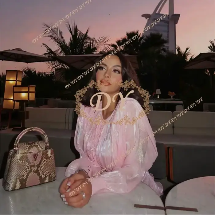 Robe de cocktail courte rose moderne DY