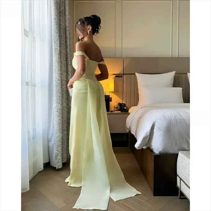 Robe de soirée jaune, robes de soirée saoudiennes