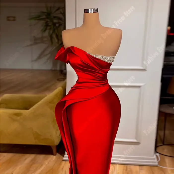 Belle rouge Simple femmes robes De soirée 2025 dos nu sans manches vadrouille personnalisé fascinant sirène dame robe De Gala