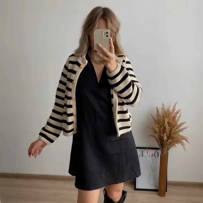 Robe en viscose et lin pour femmes, col en V, sans manches, élégante et décontractée, idéale pour les soirées estivales et les occasions spéciales