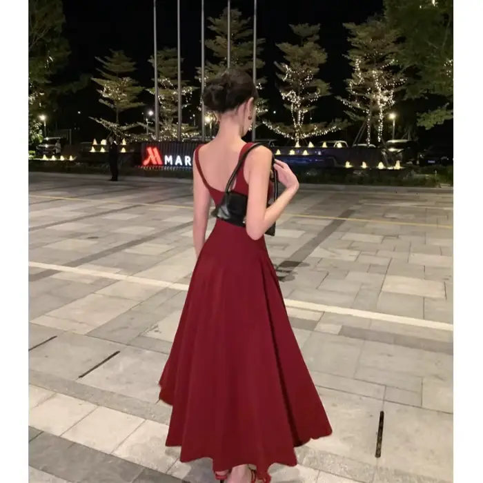 Nouvelle Robe Longue Rouge Élégante Française 2026 Sans Bretelles Coupe A-Line pour Femme, Style Urb