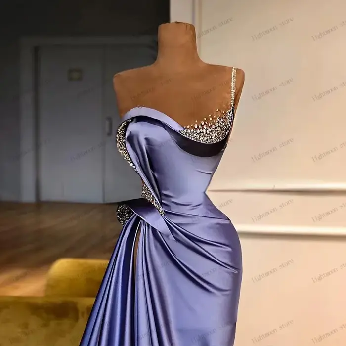 Robe de soirée en satin personnalisée