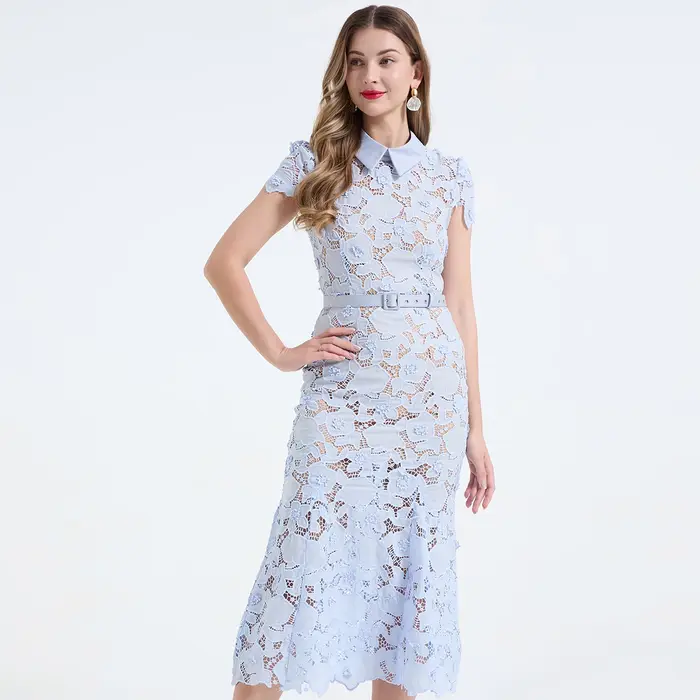 Robe longue en dentelle bleu marine pour femme