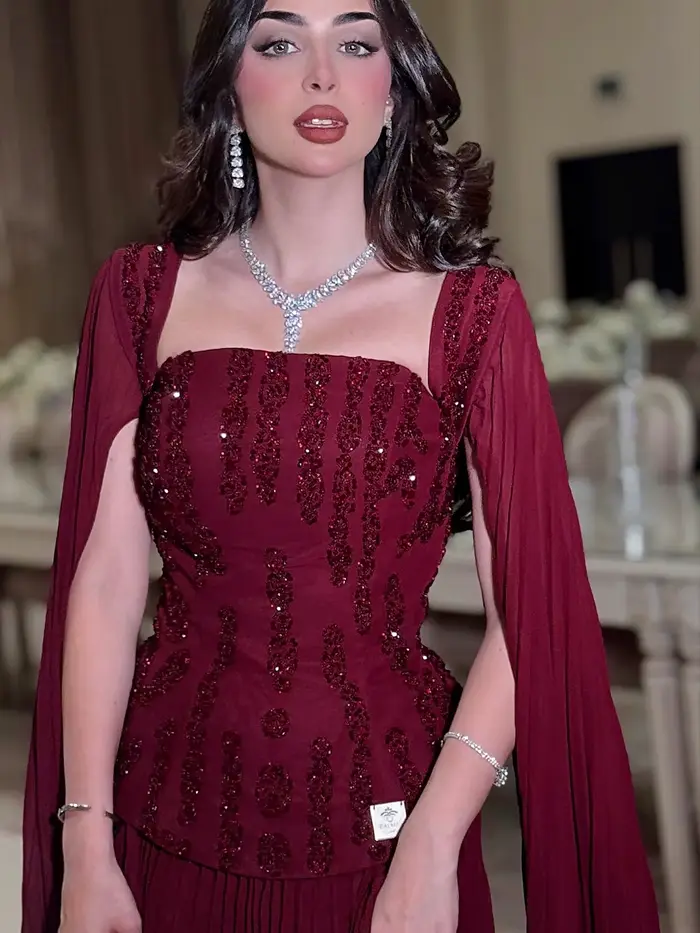 Robes de cocktail personnalisées pour les fêtes de luxe