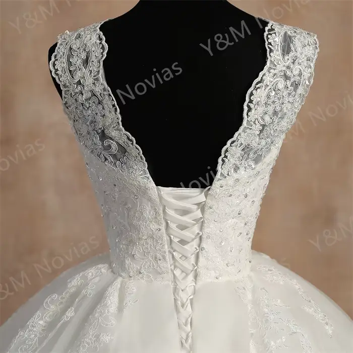 Robe De mariée blanche sans manches