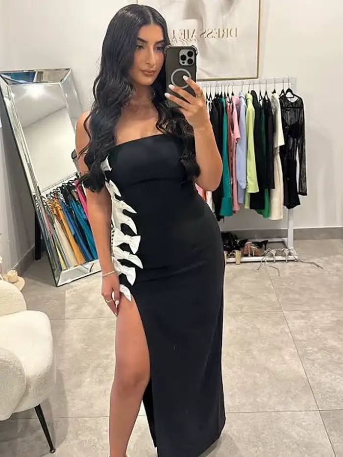 Robes de soirée chics noires sans bretelles avec détail de nœud blanc – Robe de soirée de luxe à fente haute pour femme