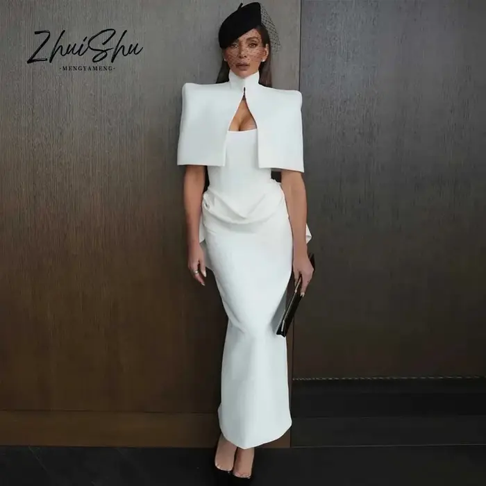 Robe de soirée vintage pour invité de mariage avec cape