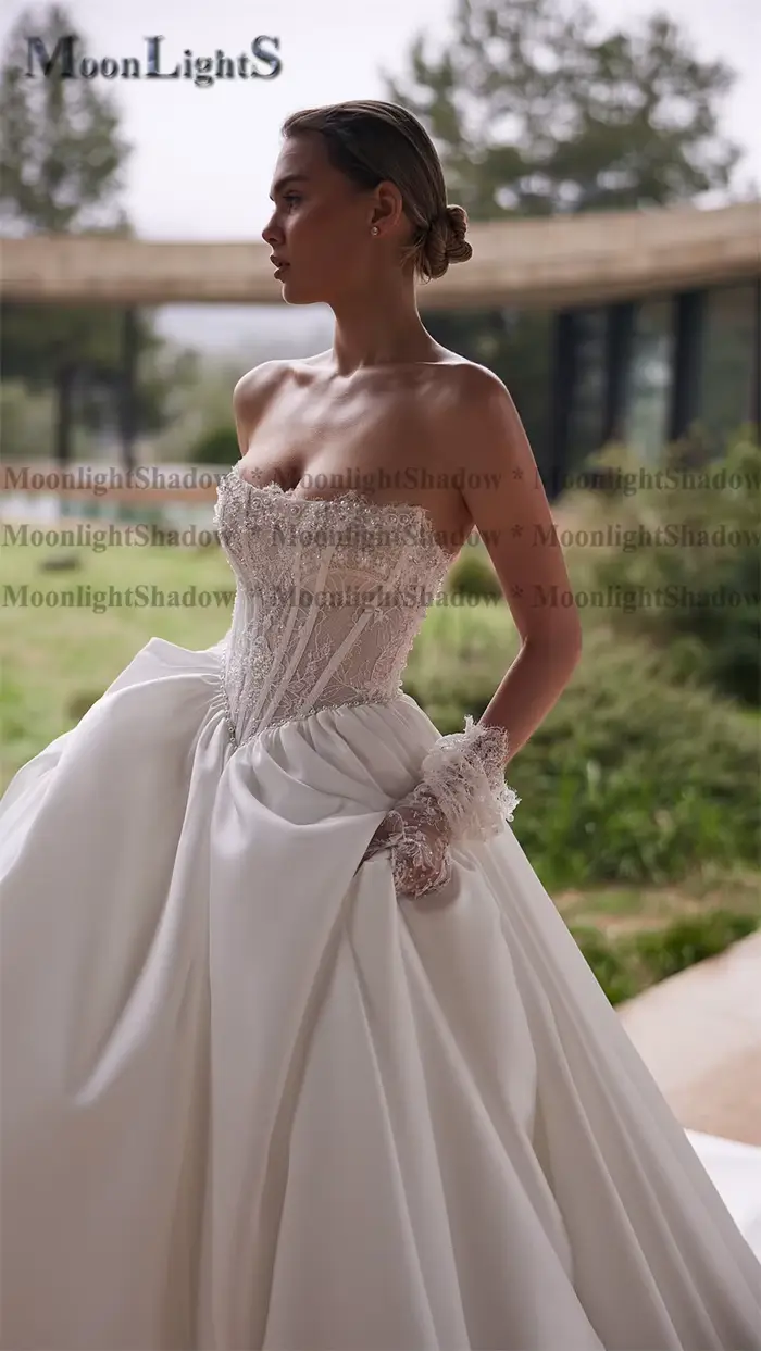 Robe de Mariage Vintage Moonlight Trapèze à Lacets sans Manches pour Femmes Occasions Spéciales Grande Taille Soirées de Mariage Personnalisées