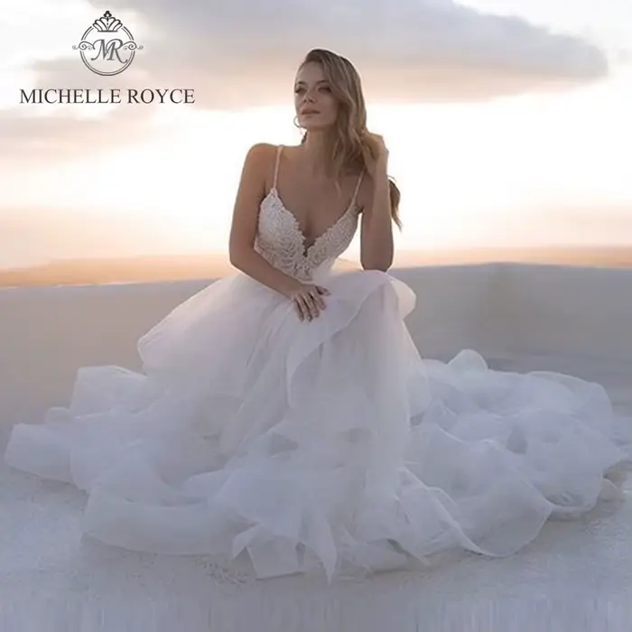 Michelle Royce a-ling robes De mariée Sexy col en v profond à plusieurs niveaux croisé dos nu chapel