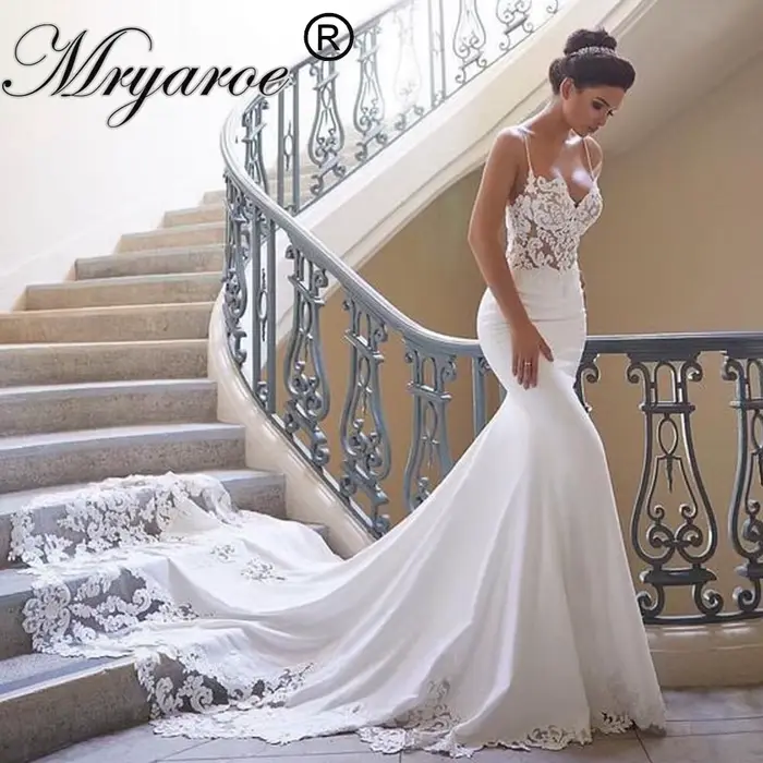 Robe de mariée exquise en polyester avec train de la cour pour femmes - Sirène / Trompette - Col en V - Dentelle et appliques - Luxe - Occasions spéciales