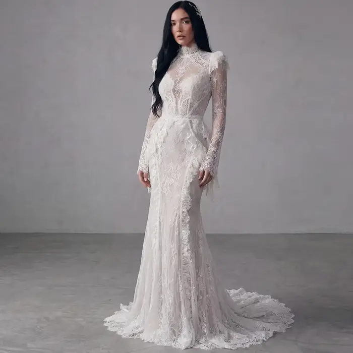 Robe de soirée élégante en dentelle blanche