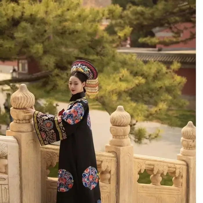 Costume Traditionnel de la ociastie Qing pour Femme