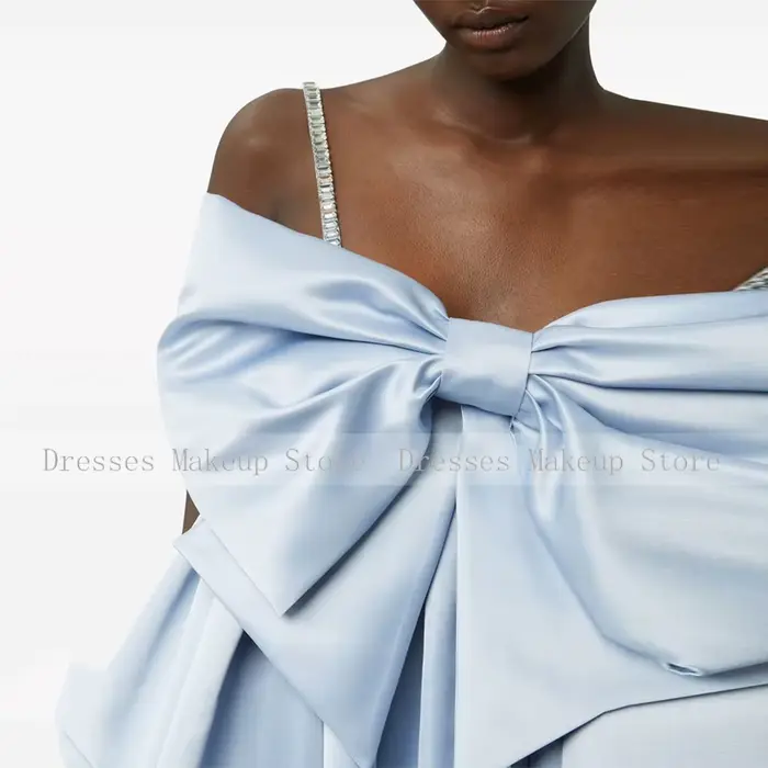 Robe de cocktail de luxe en satin