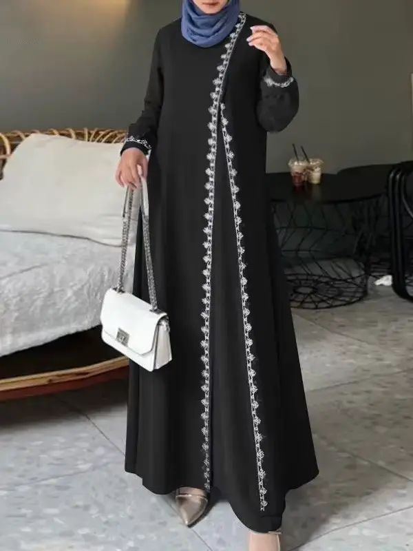 Robe en dentelle à manches longues pour femmes