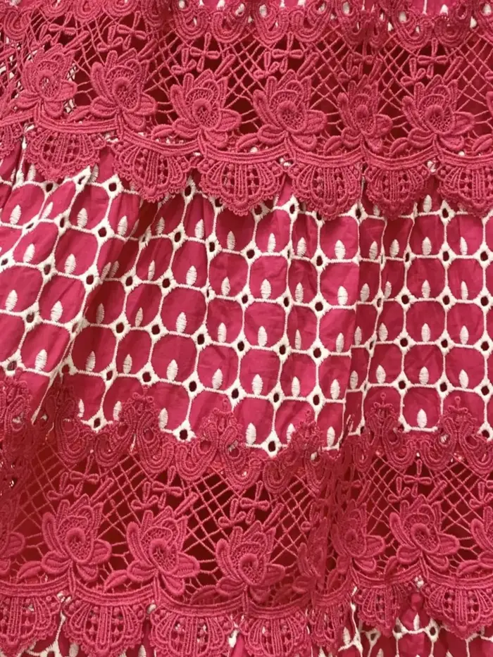 Eshin Style élégant 2025 été nouveau Chic dames robe mi-longue rouge avec manches courtes motif Unique détail fluide à plusieurs niveaux TH9652
