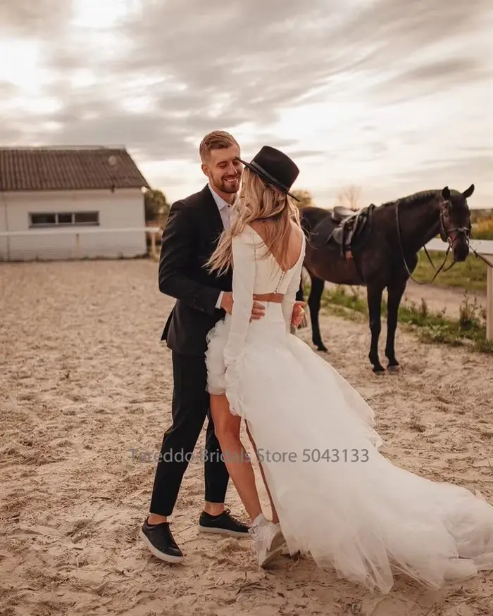 Robe de mariée en jersey bohème deux pièces personnalisée manches longues taille basse polyester avec train de la cour pour femmes romantique et décontractée occasions spéciales