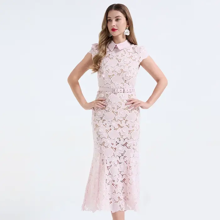 Robe longue en dentelle bleu marine pour femme