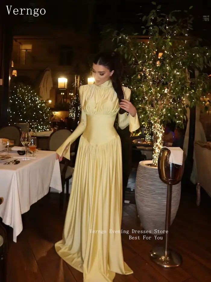Verngo – robe de soirée moderne en satin jaune