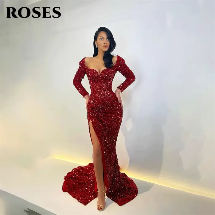 ROSES Robes de bal rouges à paillettes