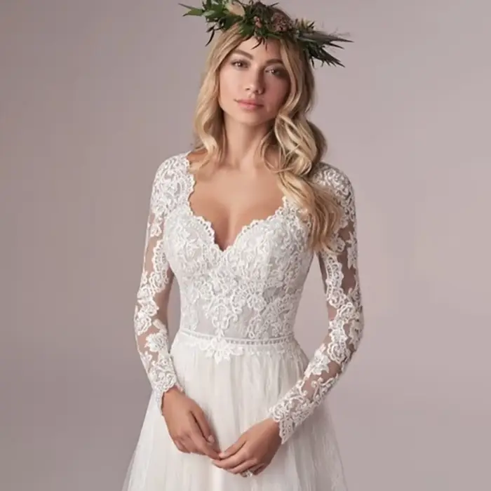 Robes de mariée personnalisées magnifiques en mousseline de soie avec appliques en dentelle bohème, 