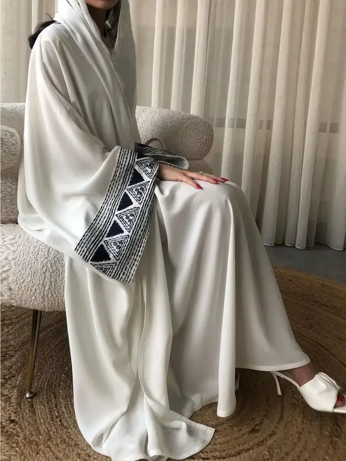 Abaya kalenmos polyester brodé pour femmes décontractée et élégante pour Ramadan et Aïd occasions spéciales