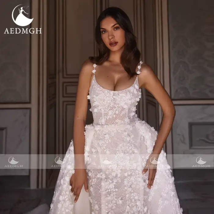 Robe de mariée sirène avec bretelles spaghetti festonnées, fleurs 3D, soutien-gorge intégré, train amovible, sur-mesure pour femmes, occasions spéciales