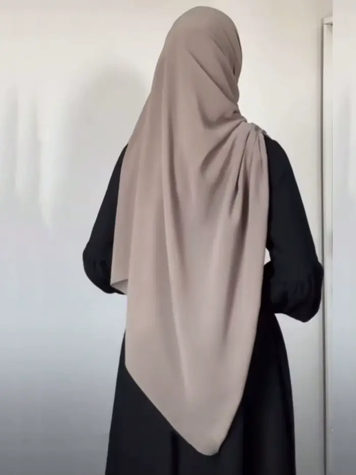 Robe Abaya noire simple et élégante pour les vêtements pour femmes musulmanes à la mode