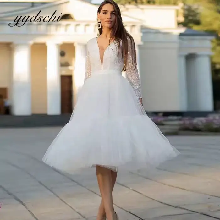Robe de mariée bohème blanche 2026 à col en V