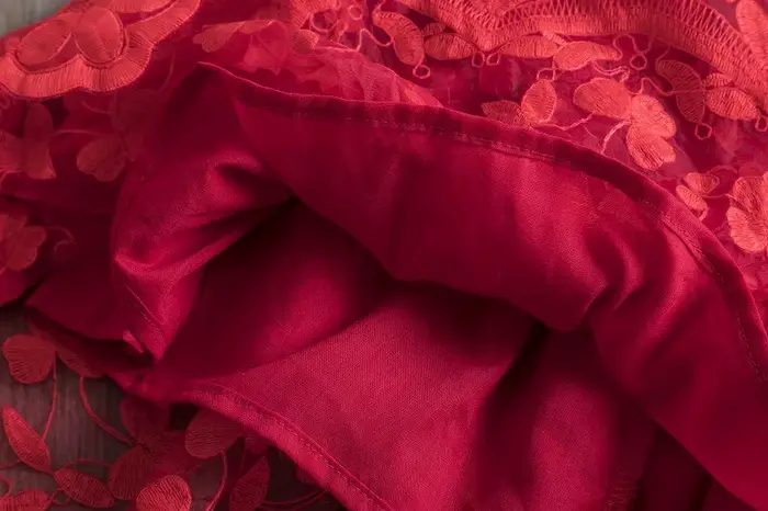 Robe blanche d'été pour filles tenue de princesse en dentelle brodée de fleurs pour enfants de 3 à 8 ans fêtes d'anniversaire vacances