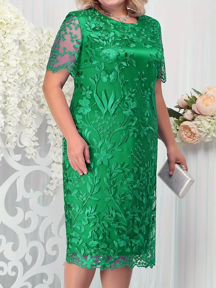 Robe femme grande taille nouvelle robe femme grande taille épissé dentelle brodée minceur coupe ajus