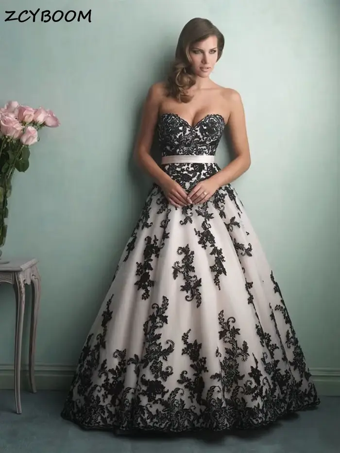 Robes de mariée élégantes en dentelle noire et ivoire 2026, robe de mariée élégante, appliques en de