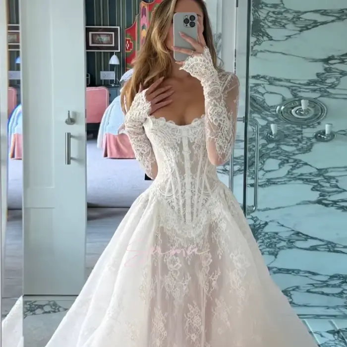 Robes de mariée personnalisées dentelle élégante à manches longues a-ligne bouton Boho robes de mariée robe de mariée