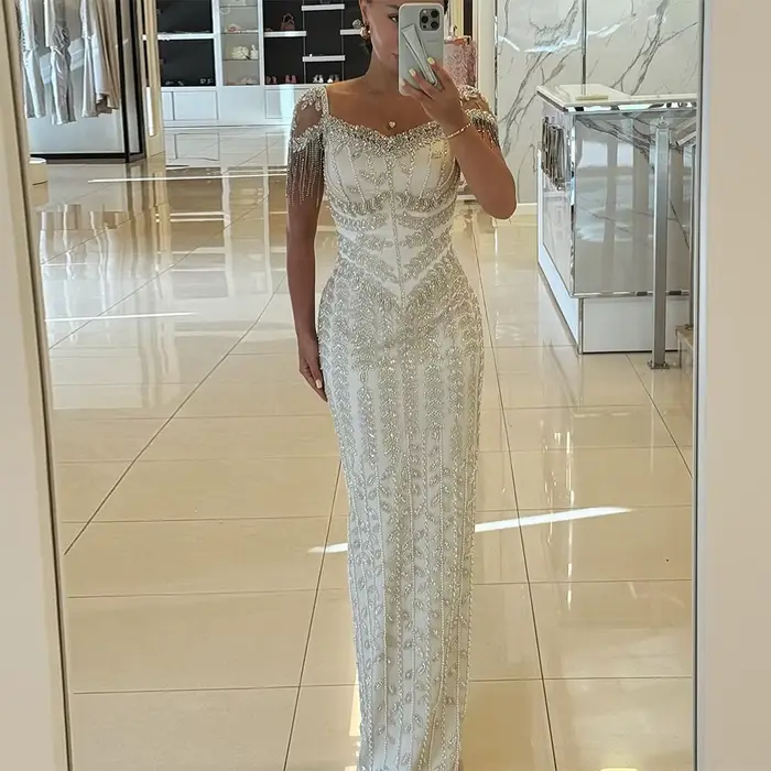Charmante robe de soirée pour travail lourd