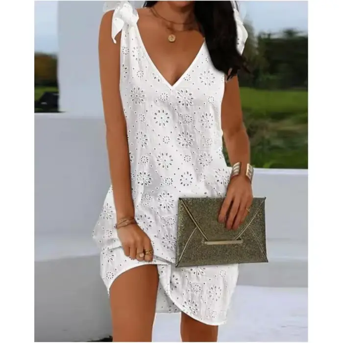Robes élégantes col en v oeillet broderie détail noué sans manches Mini robe droite vacances mode