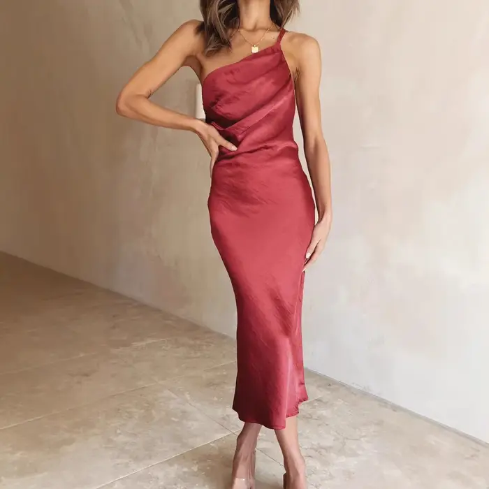 Robe mi-longue à la mode, coupe cintrée, avec sangle arrière, nouveau Style transfrontalier, robe élégante au genou, printemps été 2025