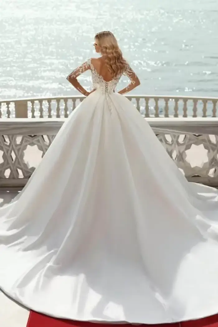 Robes de mariée modernes sur mesure 2026
