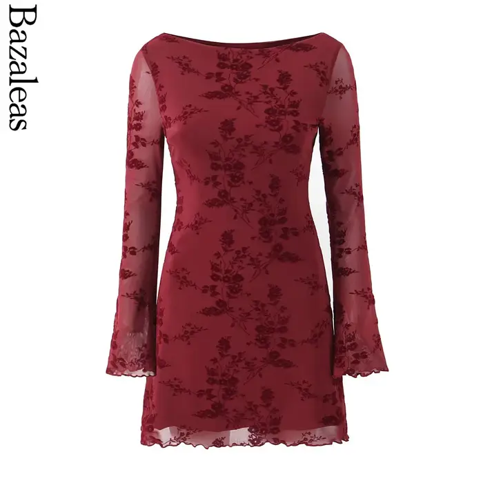 Mini robe en maille à col slash pour femme