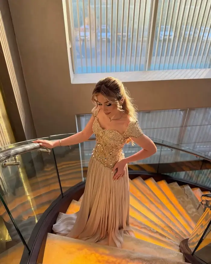 Robe de soirée avec décolleté en cœur et manches courtes, robe de soirée élégante pour invitées de m
