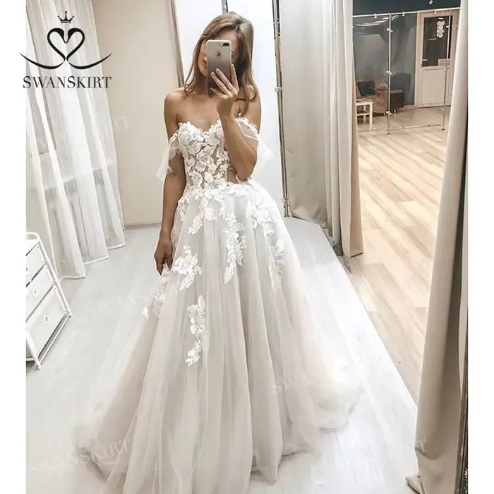 Robe De mariée romantique en dentelle