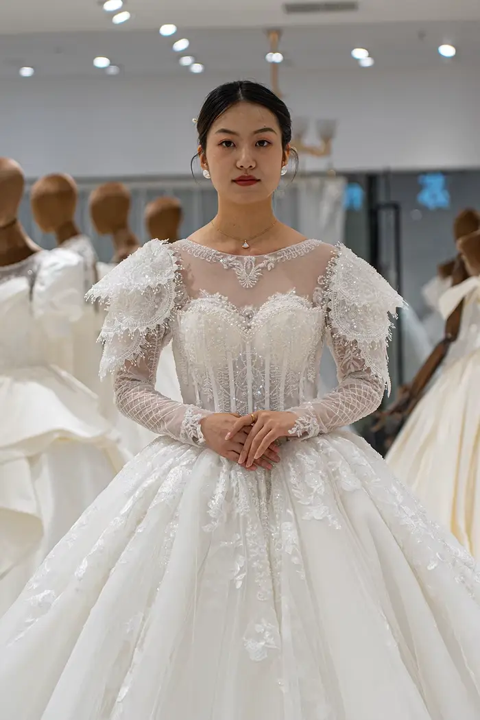 9178 Personnalisé De Luxe Princesse Robe De Mariée 2025 Long Train Manches Bouffantes