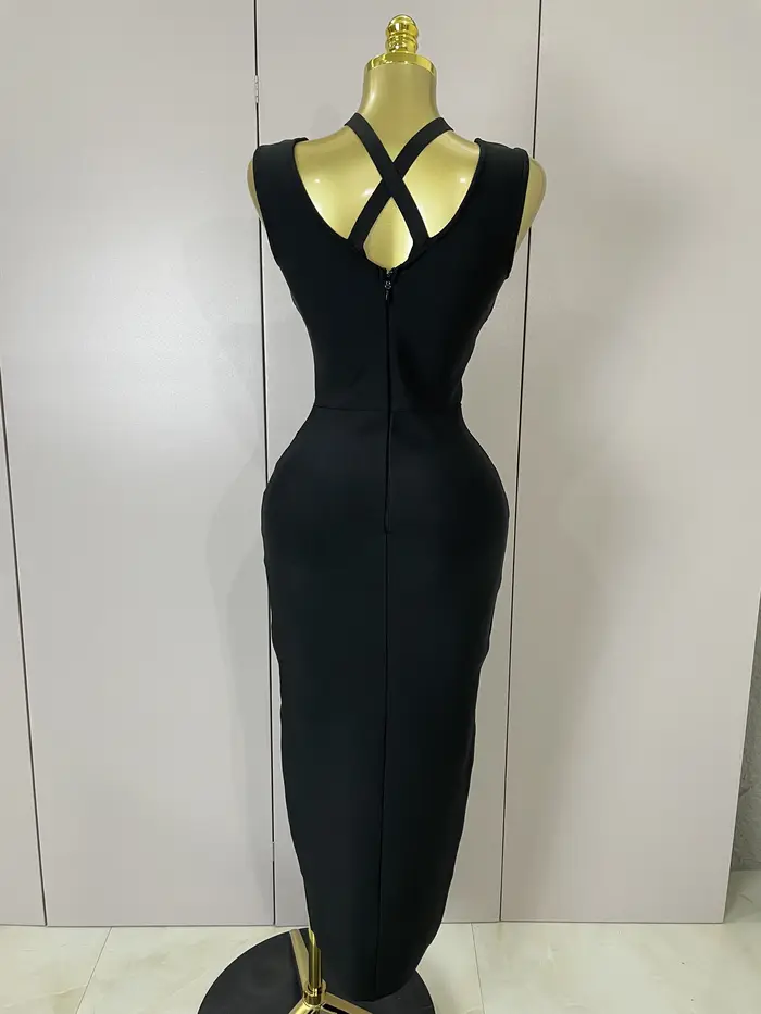 Robe longue sans manches pour femmes