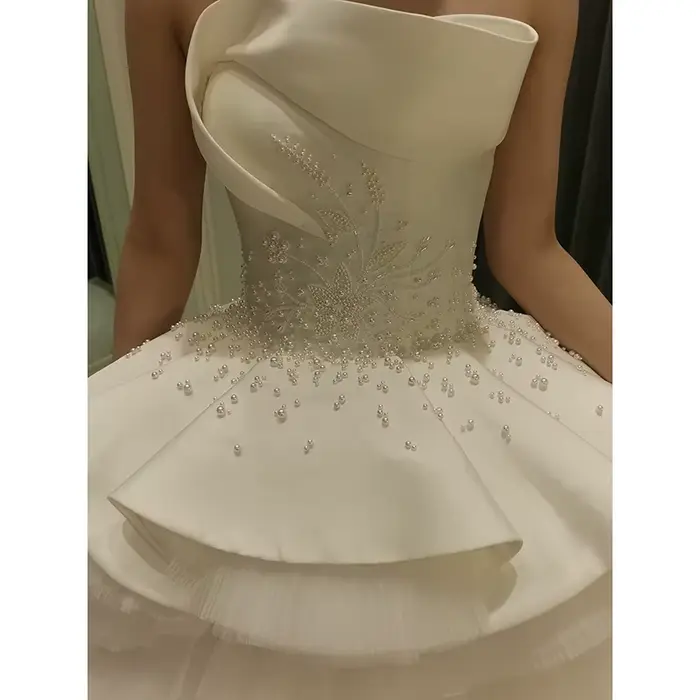 8302 Personnalisé robe de mariée boutique en ligne célébrité satin perlé Hors épaule haute qualité princesse