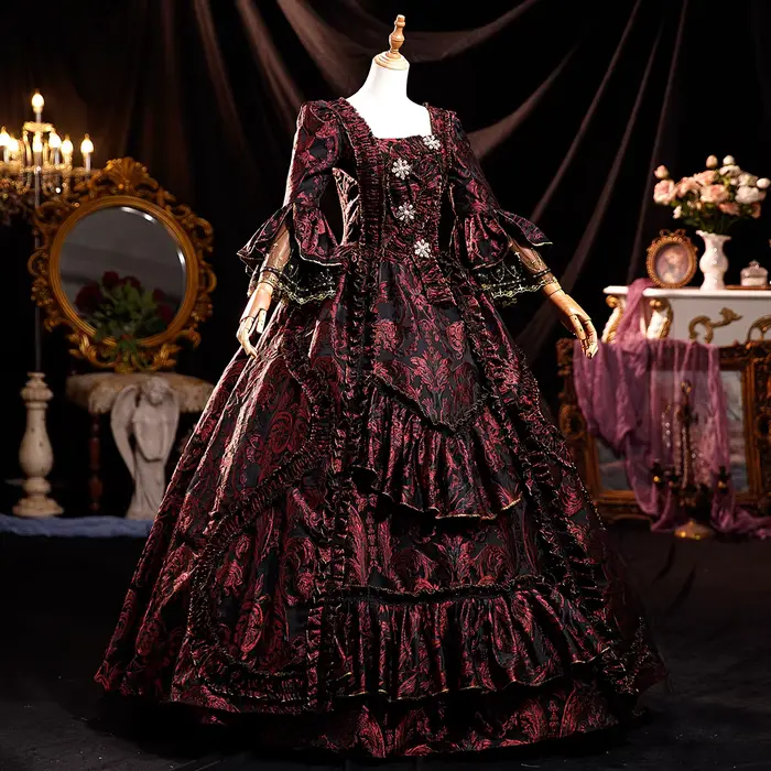 Robe de période historique baroque rococo rose Marie Antoinette robes