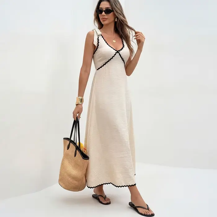 Robe midi style vacances sans manches dos nu pour femme
