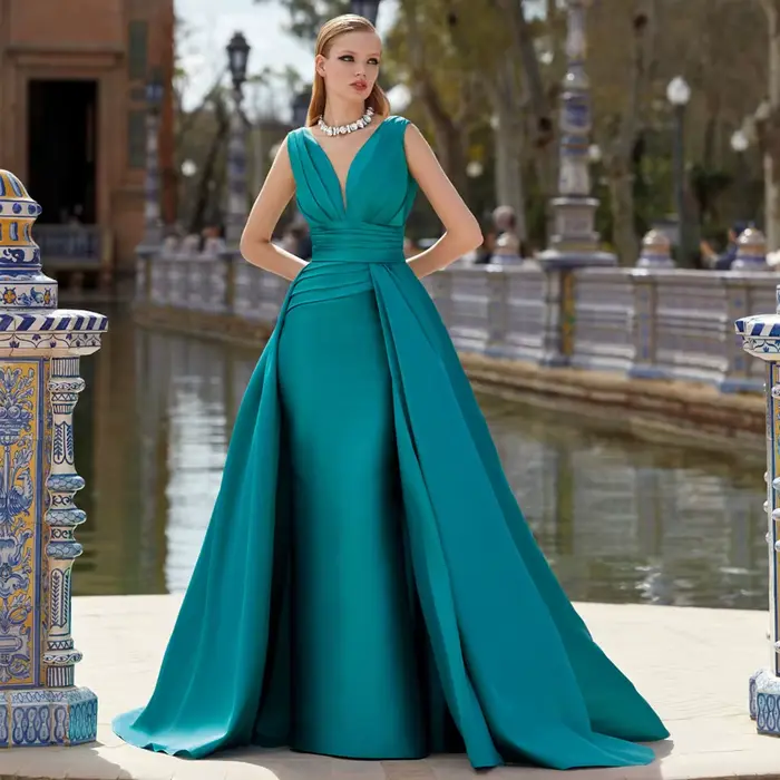 Robe de soirée en Satin Turquoise personnalisée