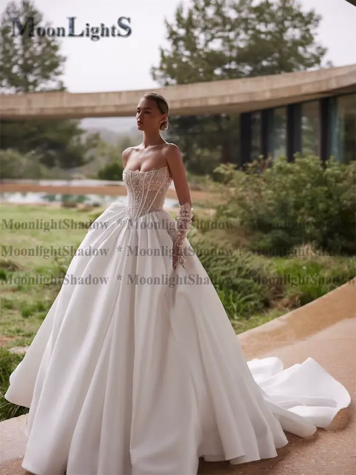 Robe de Mariage Vintage Moonlight Trapèze à Lacets sans Manches pour Femmes Occasions Spéciales Grande Taille Soirées de Mariage Personnalisées