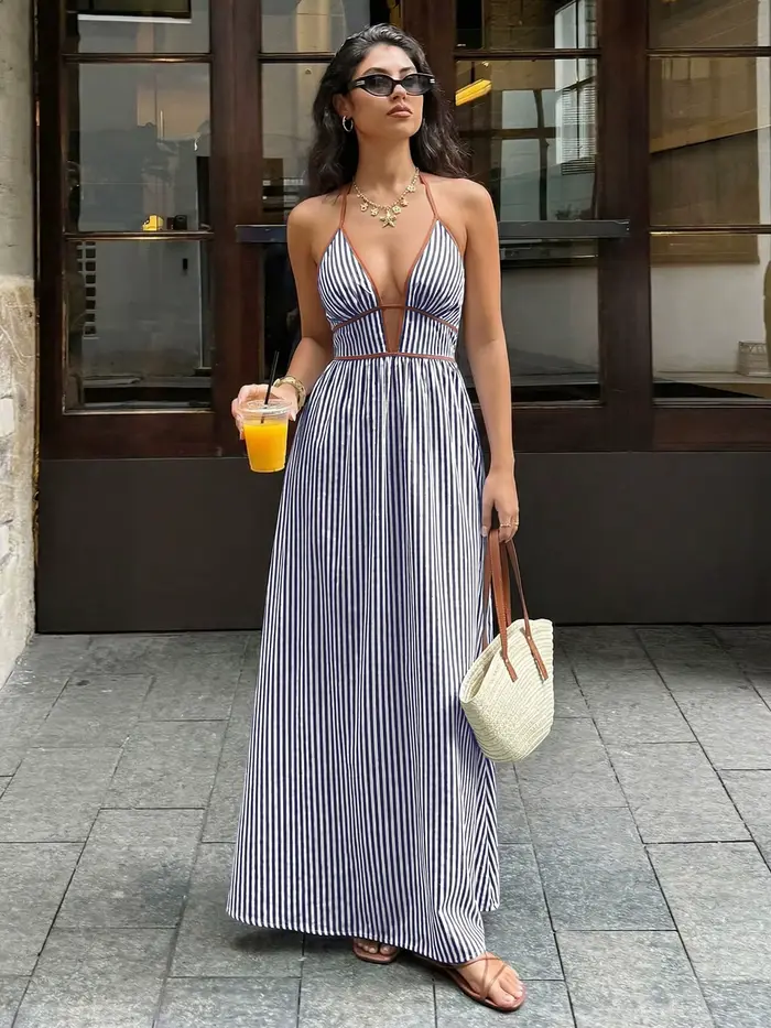 Robes d'été pour femmes 2026 Nouvelle robe dos nu à licou sans manches col en V profond taille haute sexy pour les vacances à la plage à rayures