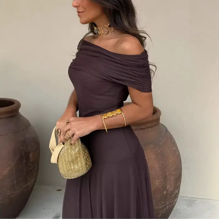 Robe longue fourreau asymétrique pour femme